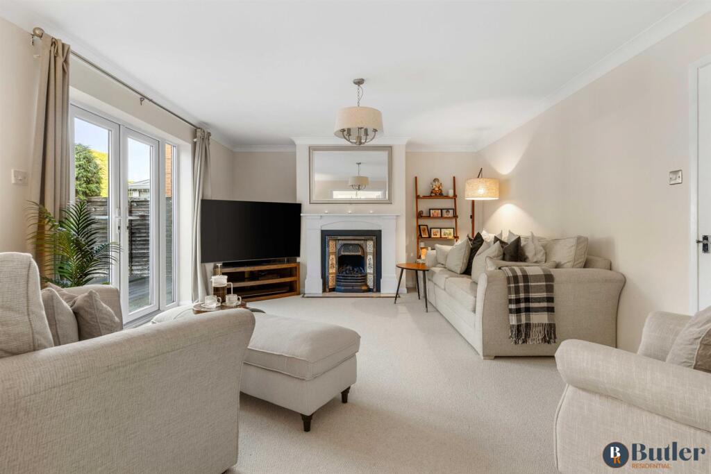 Burberry Road, Buckden, St. Neots photo 3