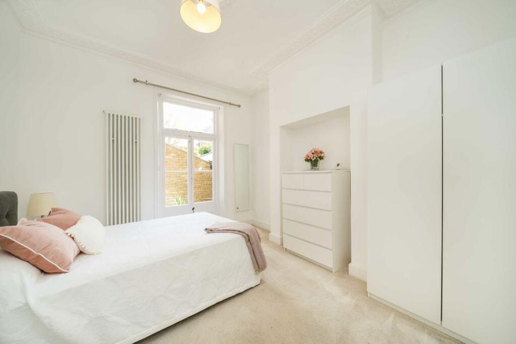Apartment in London, Brondesbury Park, Queen's Park - View 4