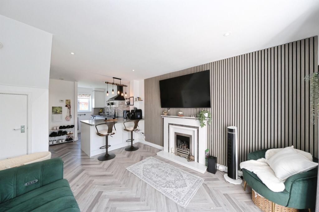 House in Nottingham - View 5