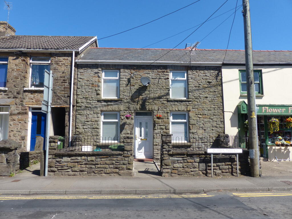 Main image of property: Dyffryn Terrace, Church Village, CF38 1RE