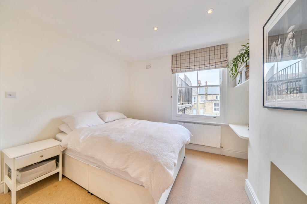 Apartment in London - More