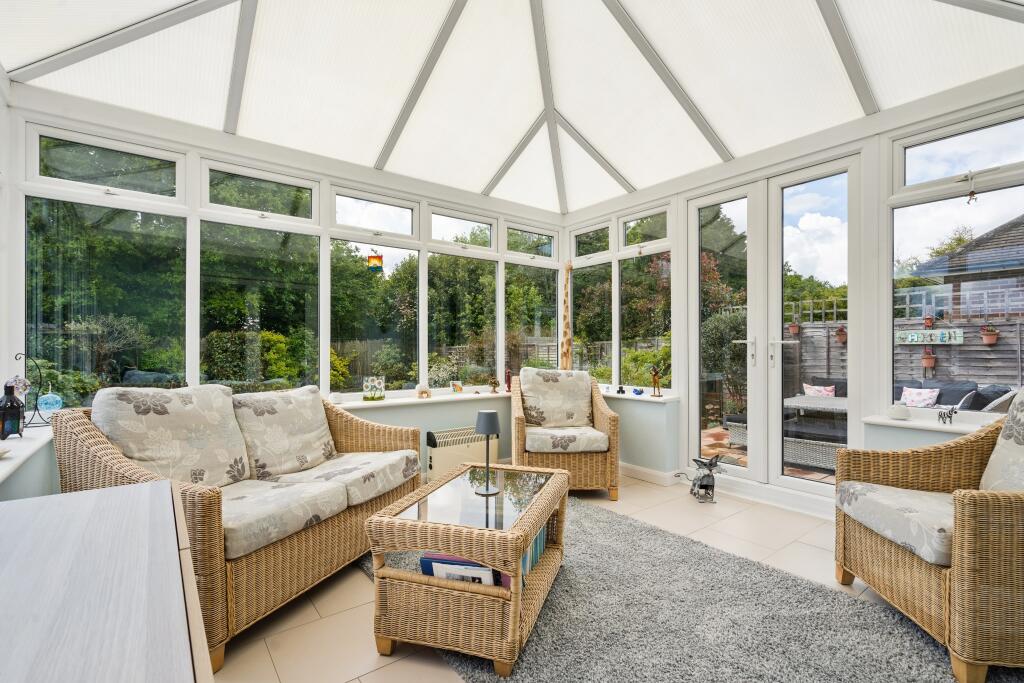 Oakington Avenue, Little Chalfont photo 4