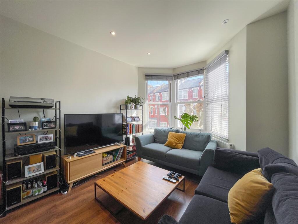 Main image of property: Carlingford Road, Turnpike Lane, N15