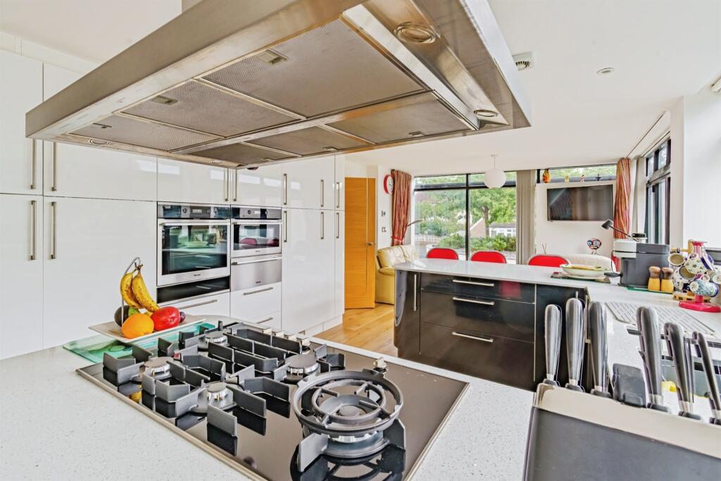 Salisbury Road, Seaford - View 4