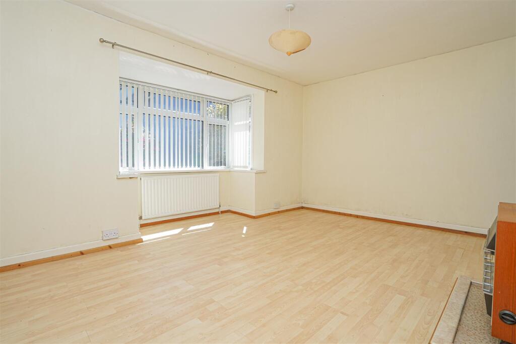 58, Elm Grove, Bideford photo 3