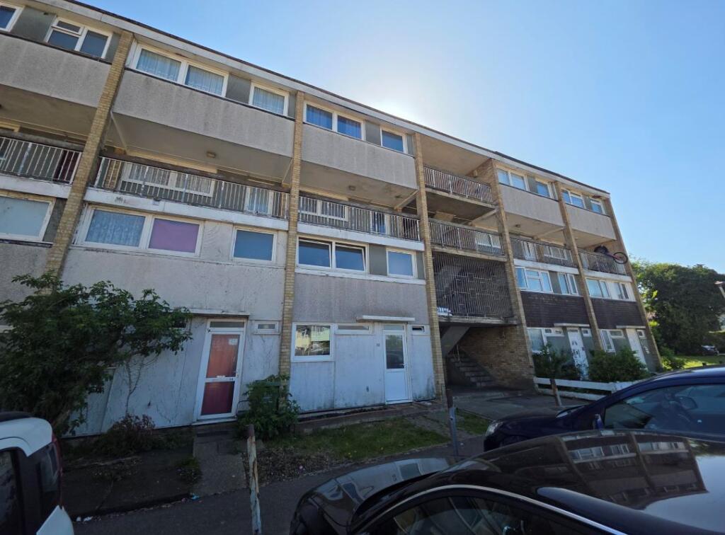 Main image of property: 46 Craylands, Basildon, Essex, SS14 3RH