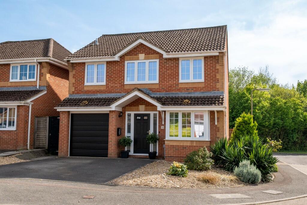 4-bed house on Georgia Close, Andover, SP10, £495,000