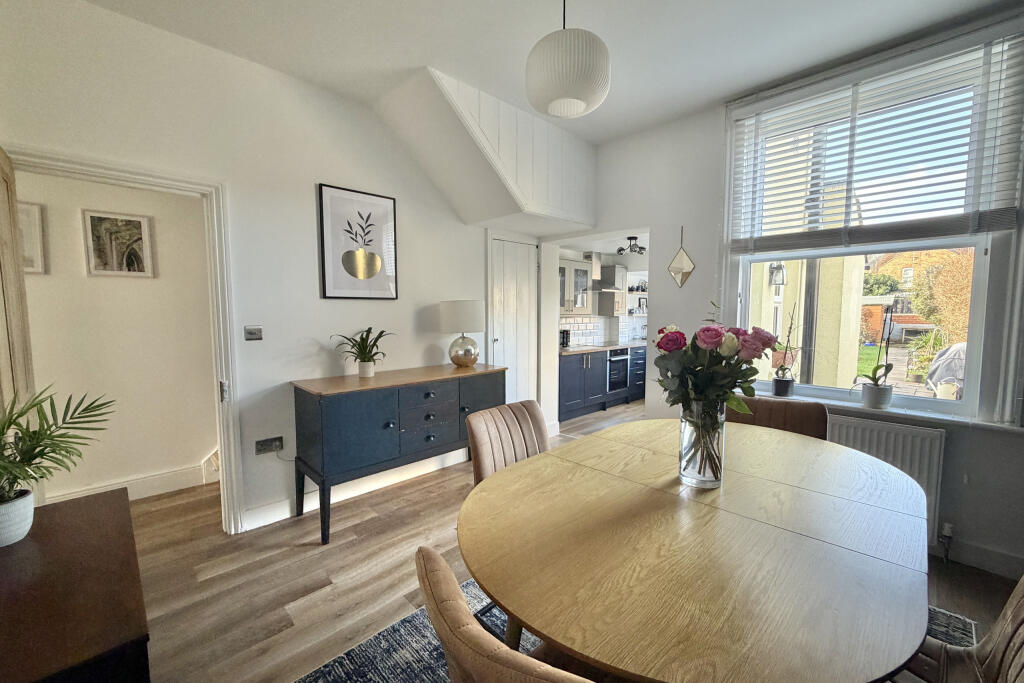 House in Hythe, Orchard Valley - View 5