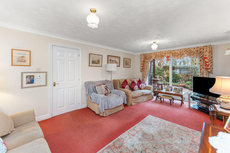House in Wigan, Thornhill - View 4