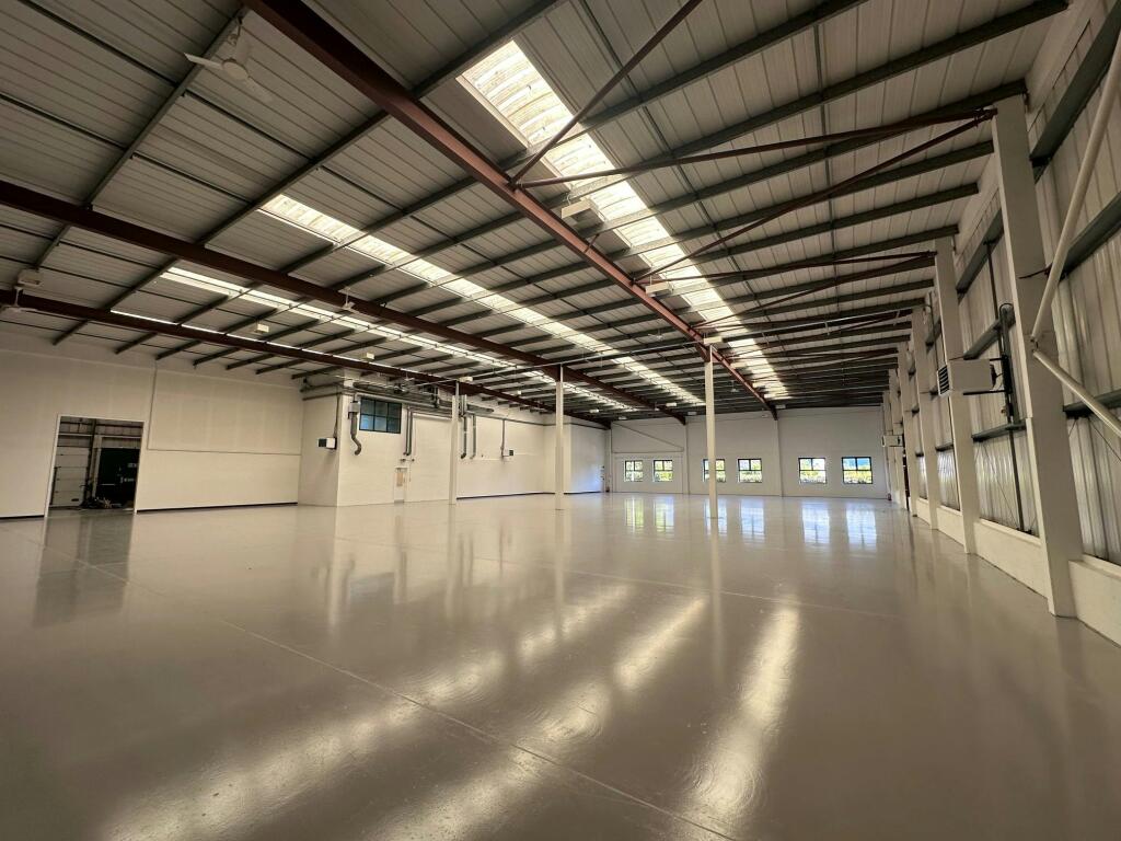 Warehouse i.jpg