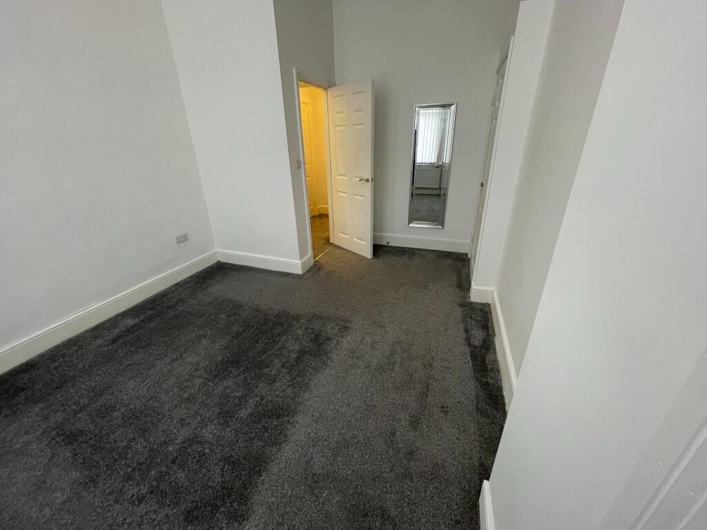 Apartment in Liverpool - More