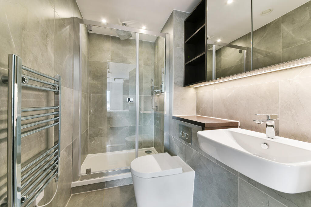 Apartment in London - View 4