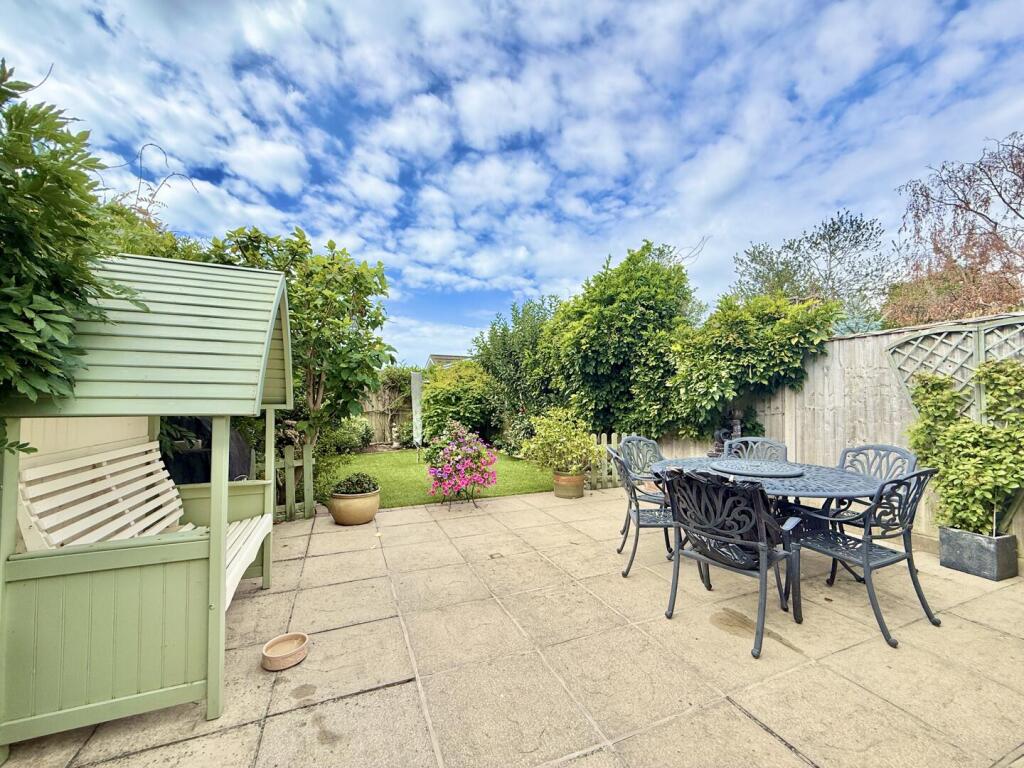 Apartment in Highcliffe-on-Sea, Highcliffe and Walkford - View 4