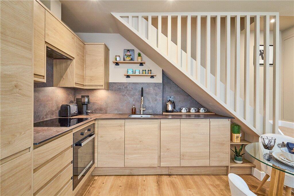 House in Leeds, Cross Green, Otley - View 3