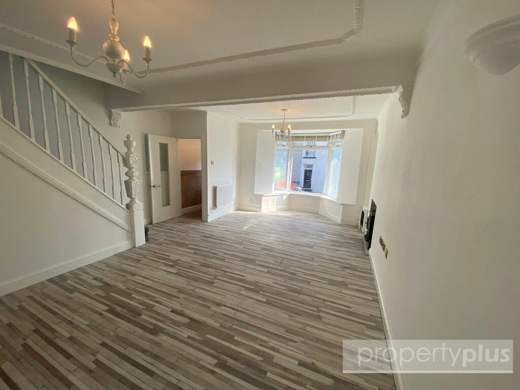 House in Cardiff, Cwm Clydach - View 2