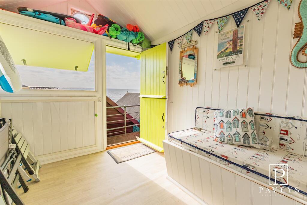Southcliff Promenade, Walton-on-the-naze photo 5