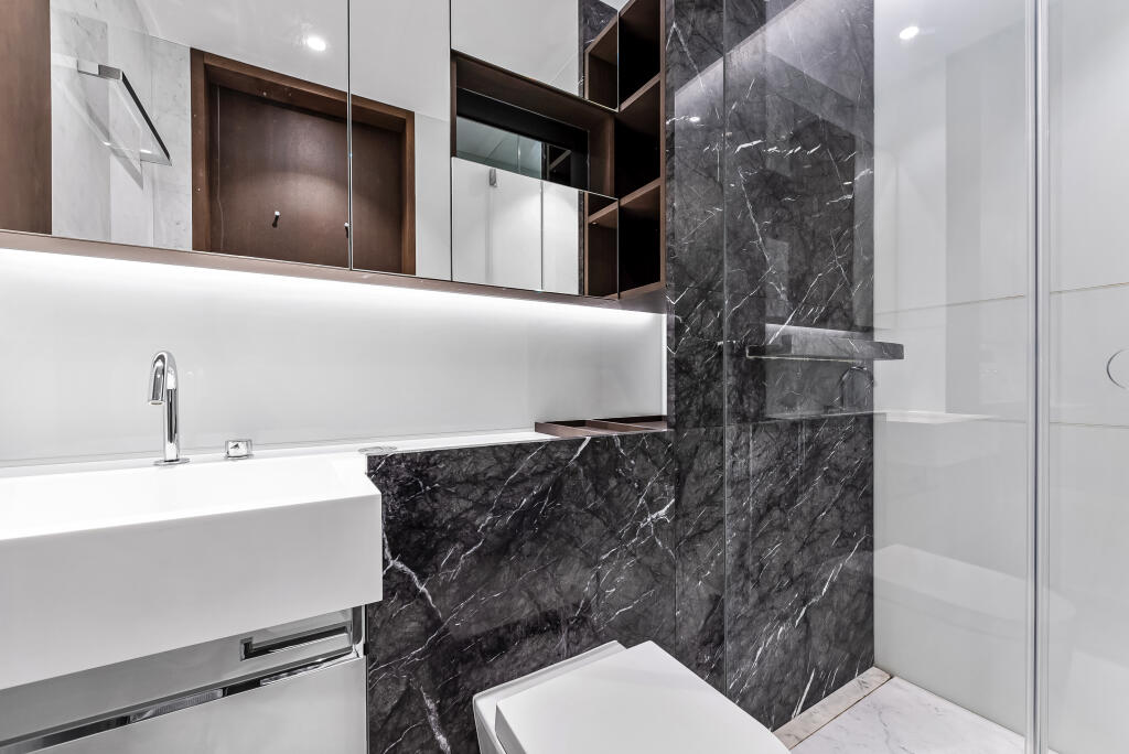Apartment in London - More