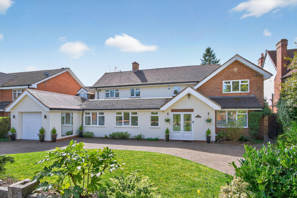 Main image of property: Silhill Hall Road, Solihull, B91 1JS