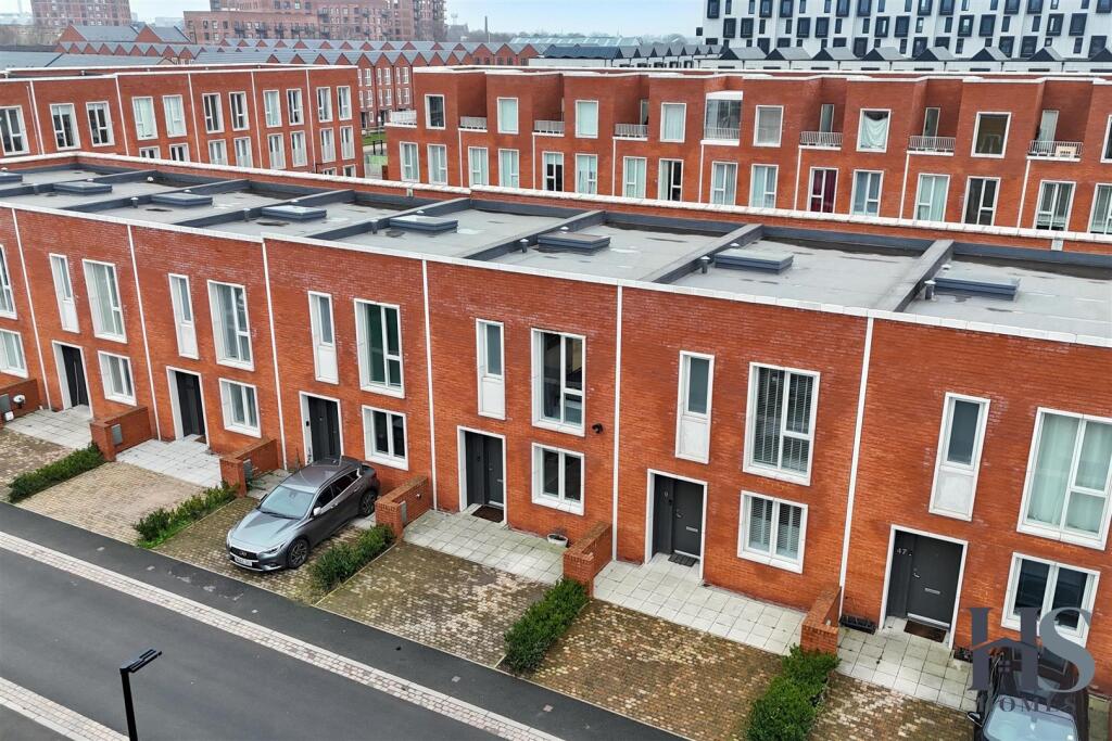 Main image of property: South Loop Park, Birmingham