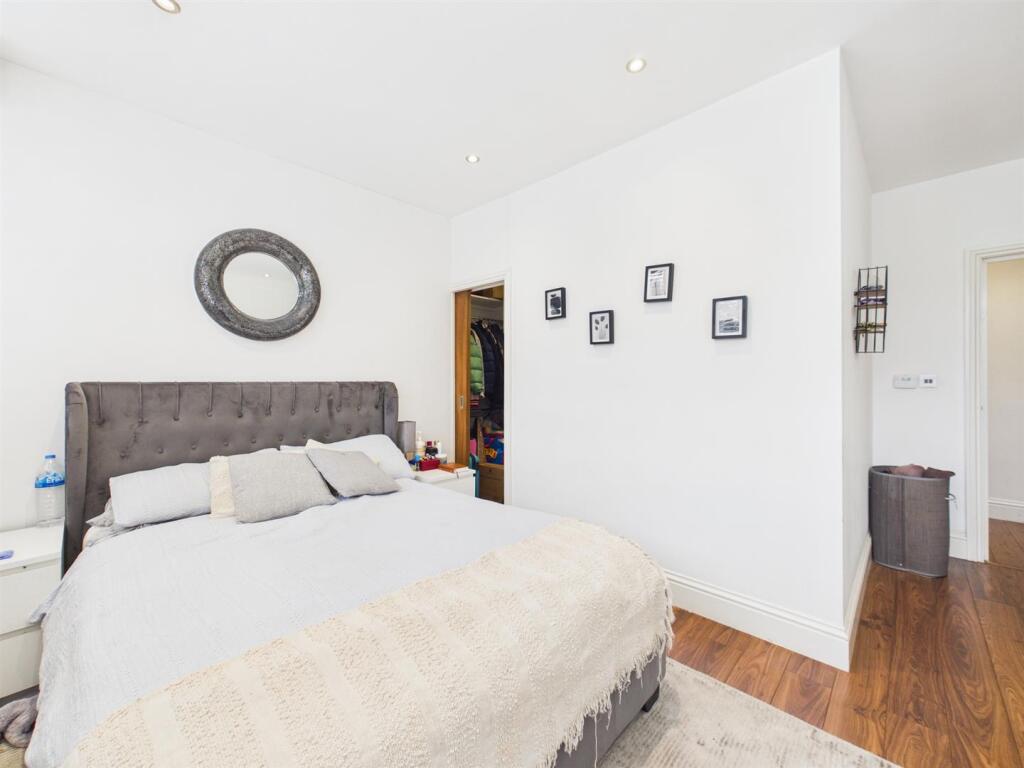 Rotary House, Breakspear Road, Ruislip – pohled 5