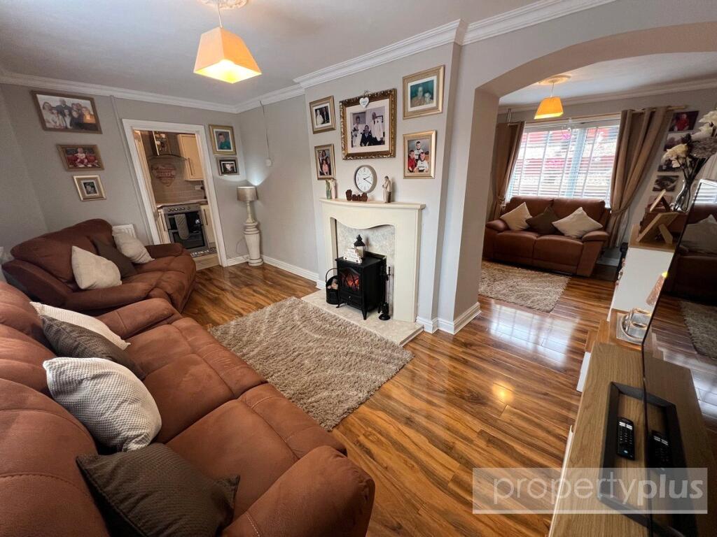 Harcombe Road, Tonypandy, Rhondda Cynon Taff, CF40 photo 2