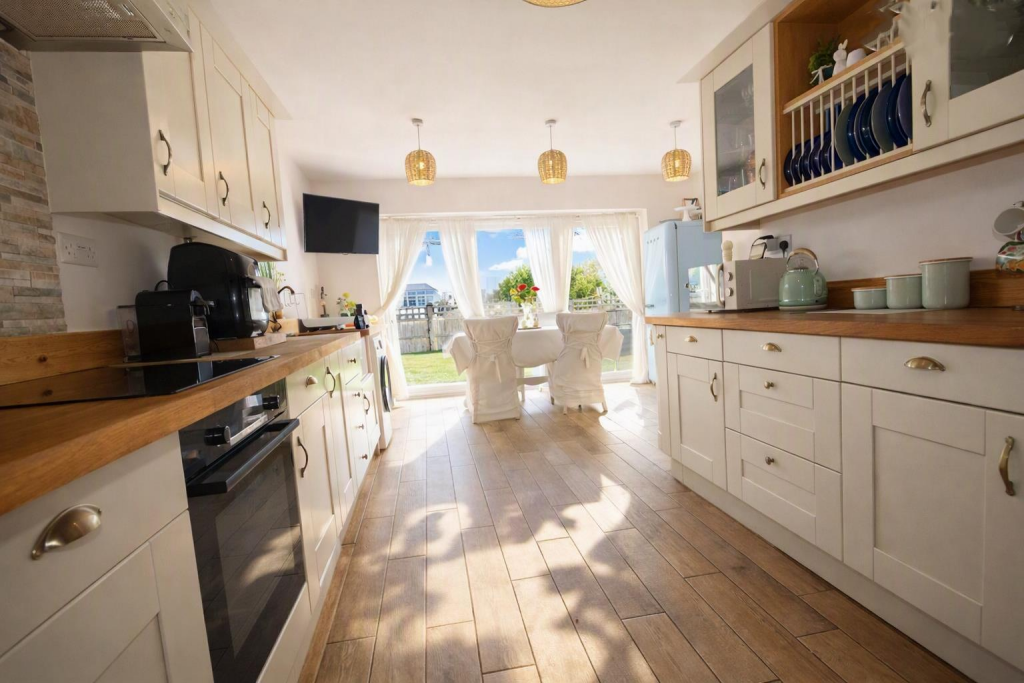 House in Wakefield, Thorpe Audlin - View 5