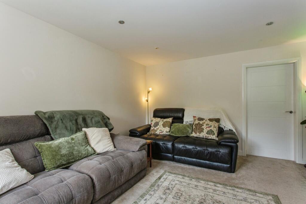 House in South Ribble, Farington - More