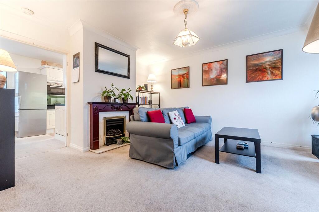 Tinshill Lane, Cookridge, Leeds, West Yorkshire photo 4