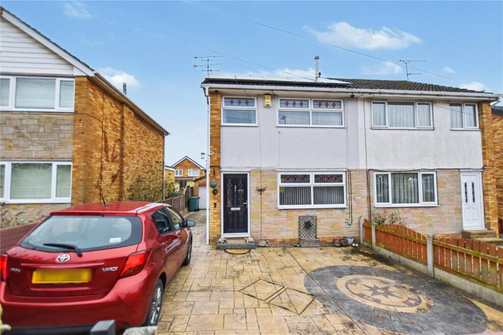 Main image of property: Topcliffe Mead, Morley, Leeds, West Yorkshire