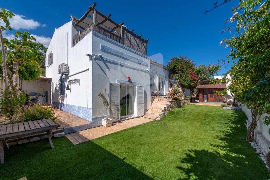 Main image of property: Algarve, Moncarapacho