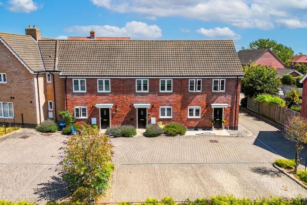 Main image of property: Mentmore Way, Poringland, Norwich
