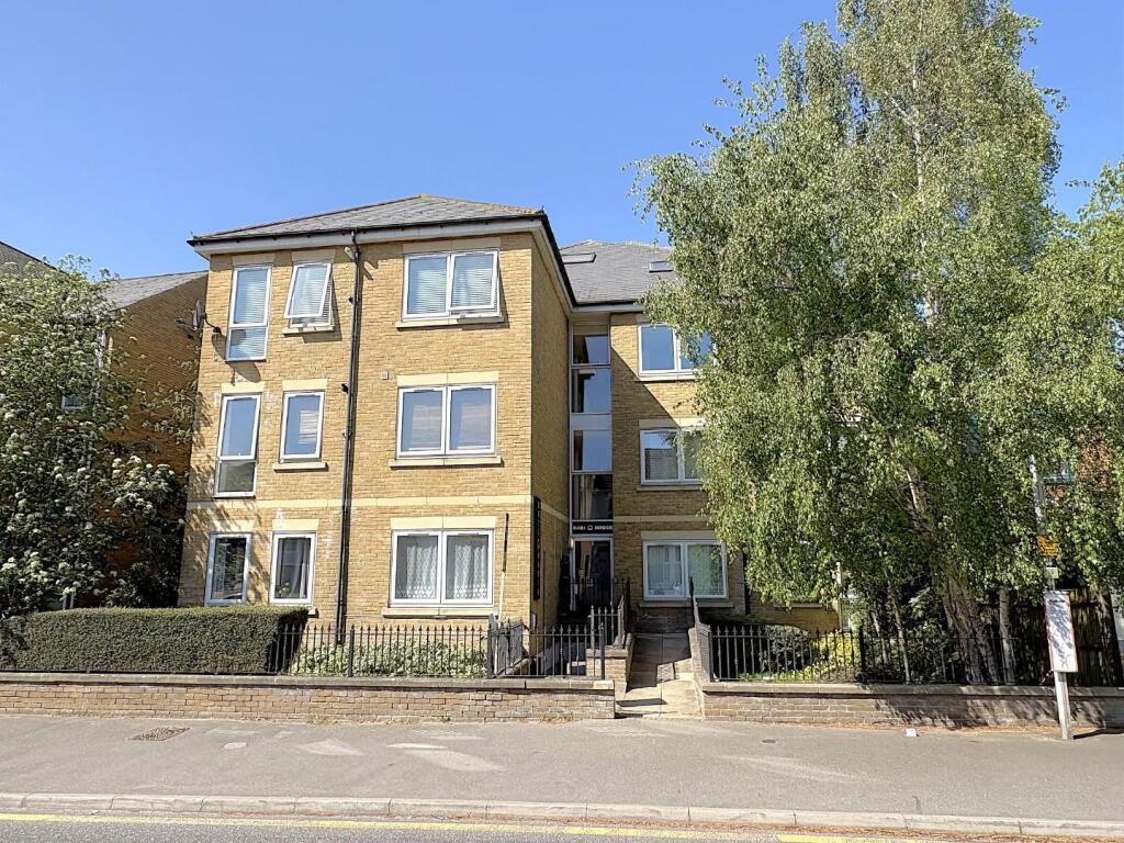 Main image of property: Wrotham Road, Gravesend, kENT