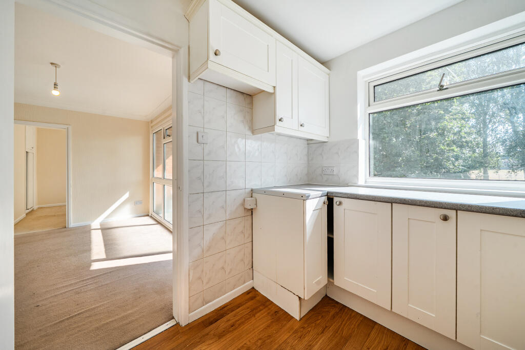 Apartment in Taunton - More