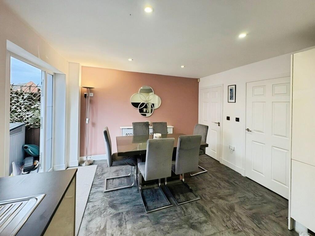 House in Leicester - More