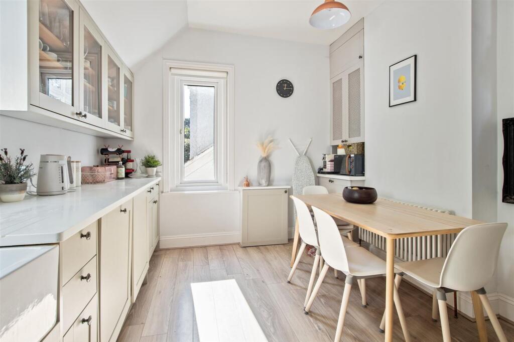 Apartment in Bournemouth - View 5