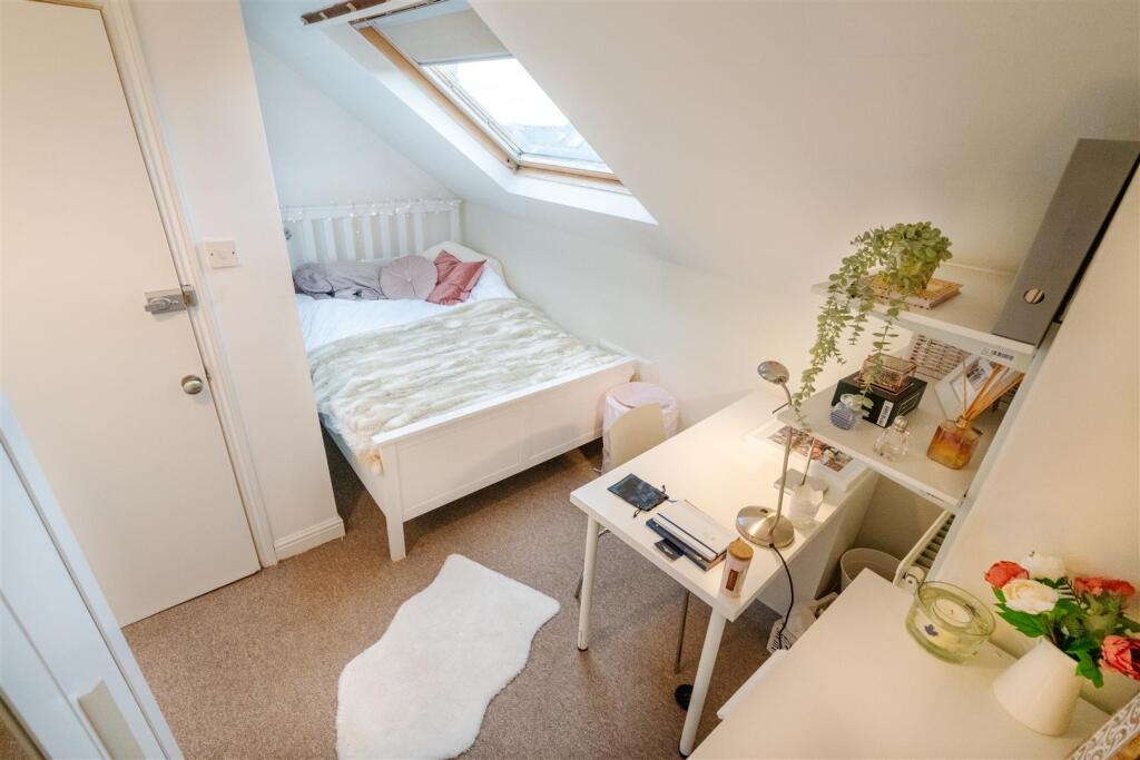 House in Sheffield - View 5