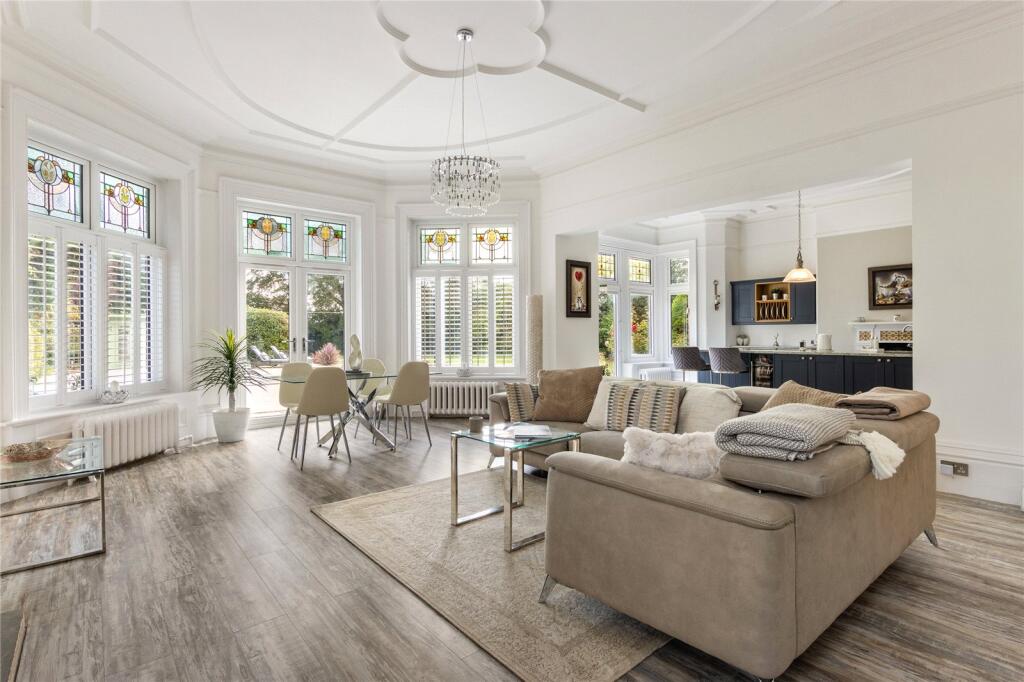 House in Doncaster - View 4