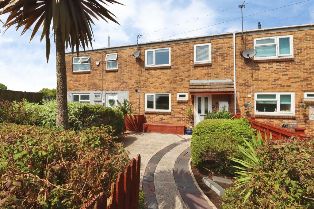 Main image of property: Aeron Close, Barry