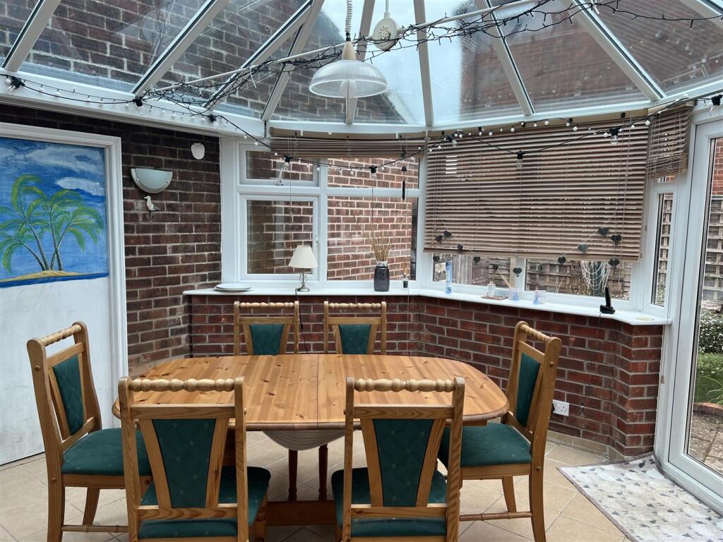 House in Dorchester - View 4