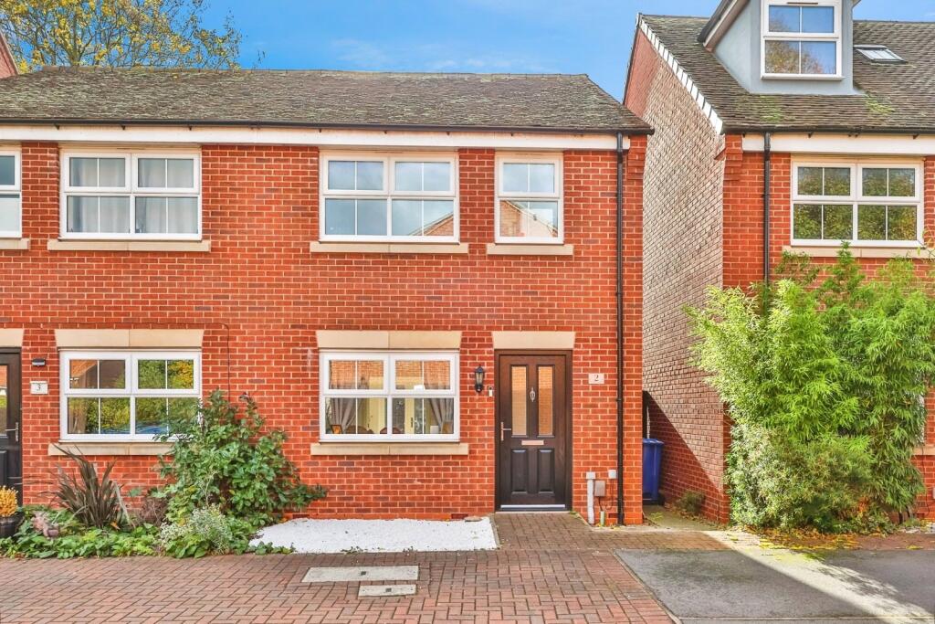 Main image of property: Haymans Corner, Mansfield Woodhouse, Mansfield, Nottinghamshire, NG19