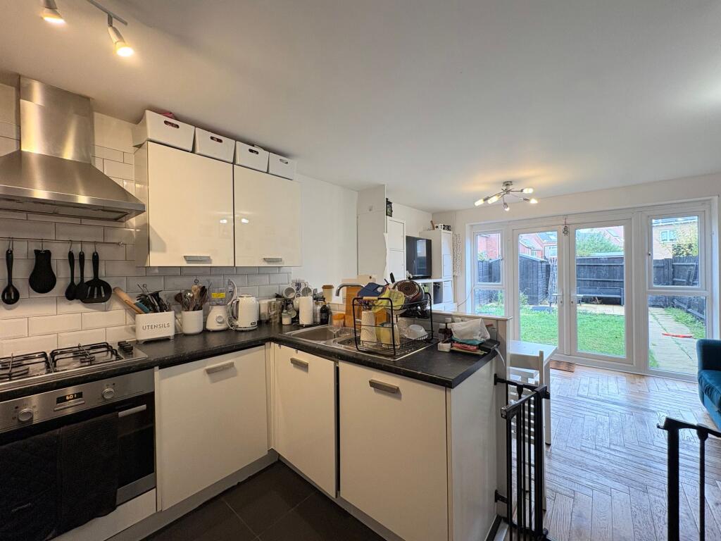 House in Milton Keynes - View 4