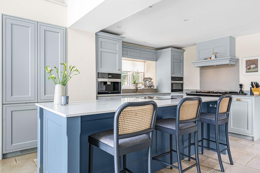 House in Cherwell, Deddington - More