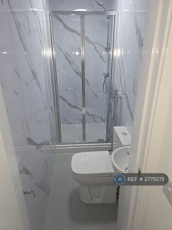 1 bedroom flat share for rent