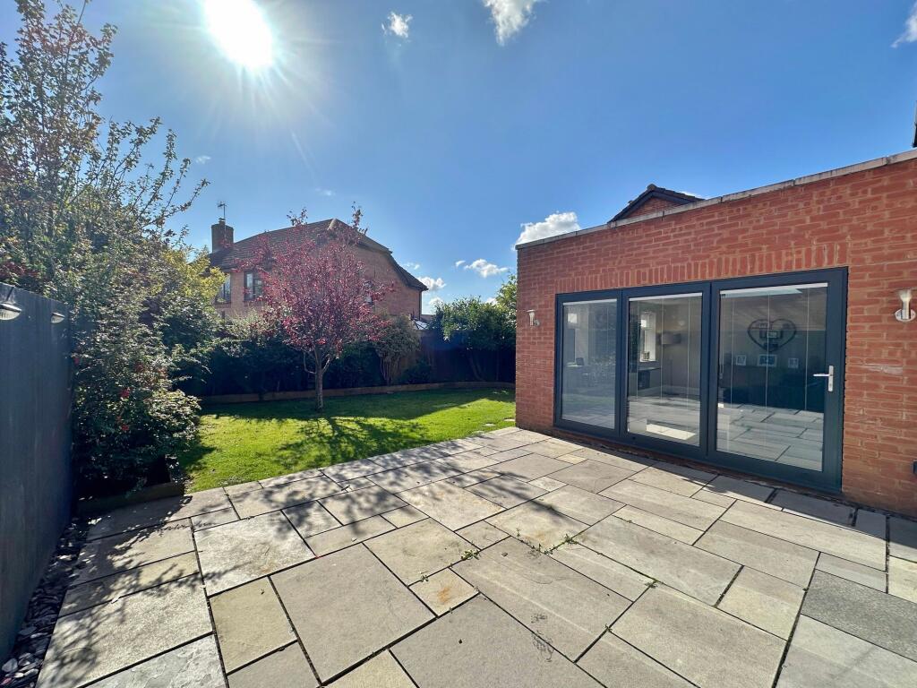 Aston Close, Prenton, CH43 photo 2