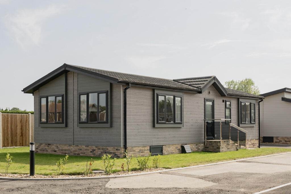 Main image of property: Two Bed Prestige Sonata (40x20), Belton Country Park, Stepshort, Belton, Norfolk, NR31 9JS