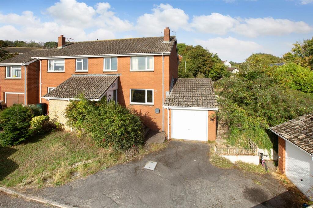 Main image of property: Headway Rise, Teignmouth, TQ14