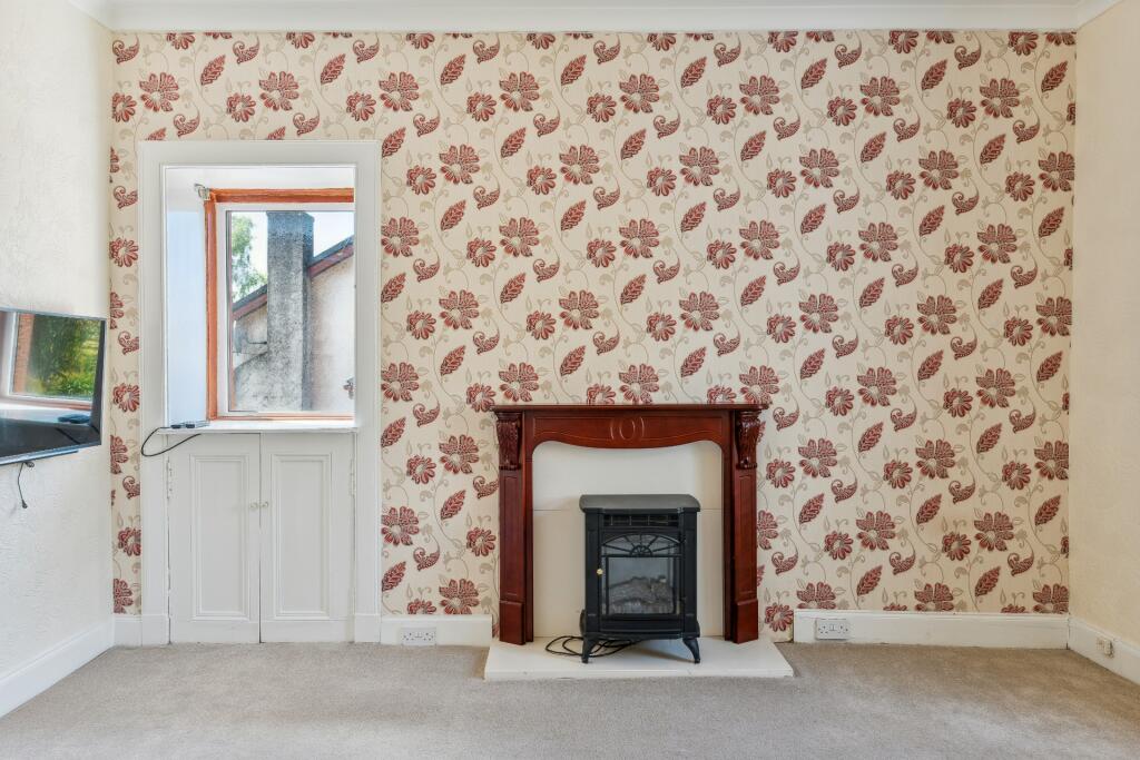 House in Glasgow - More