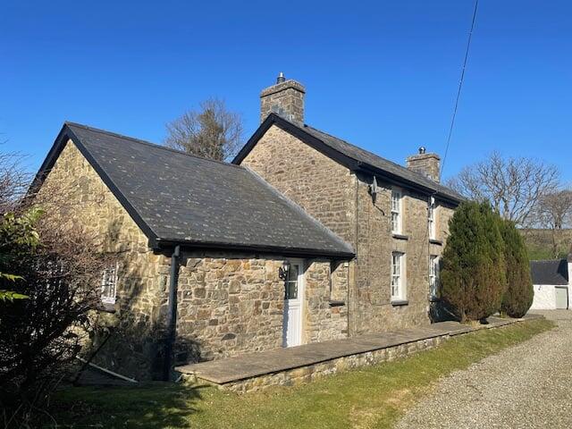 Main image of property: Cwmsychpant, Llanybydder, SA40