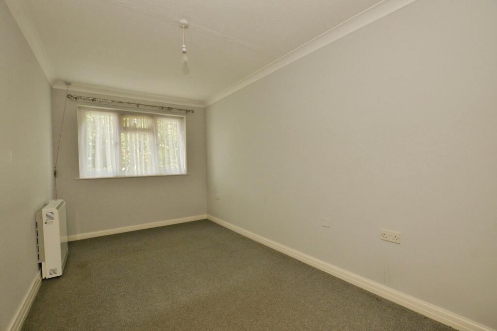 Apartment in Tonbridge - More