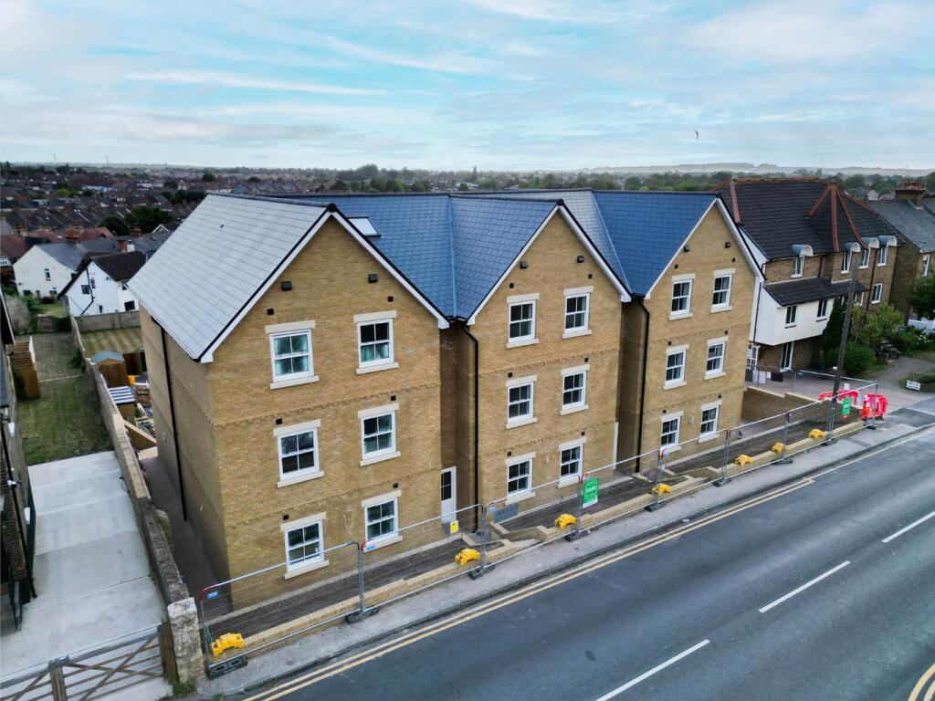 Main image of property: Milton Mount, Old Road East, Gravesend, Kent, DA12 1DJ